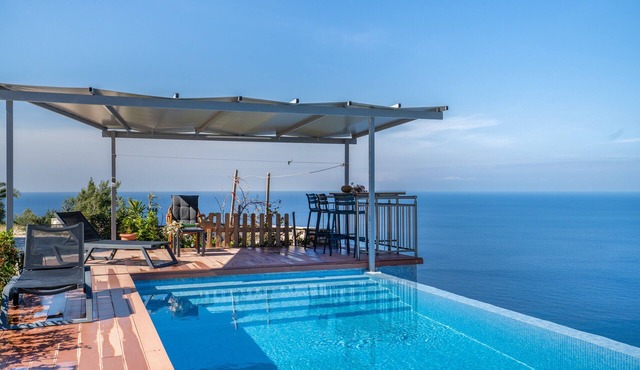 Sea View 1 Country House with Sea View, Wi-Fi, and Air Conditioning in Lefkada