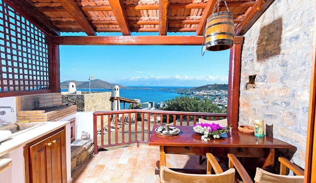Sea view house Leonidas Sleeps 3 with balcony bbq