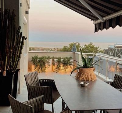 Sea View Residence by MD