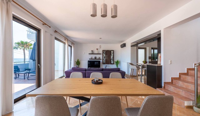 Seaside House in Galatas