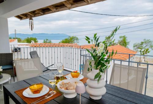 Seaside Stone house - Πέτρινο σπίτι δίπλα στη θάλασσα