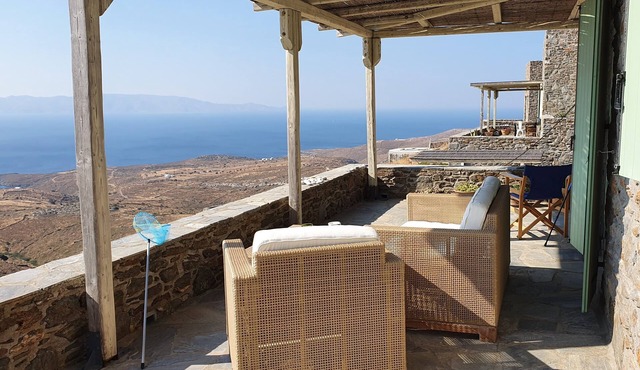 SIRENA, House in the Aegean Sea