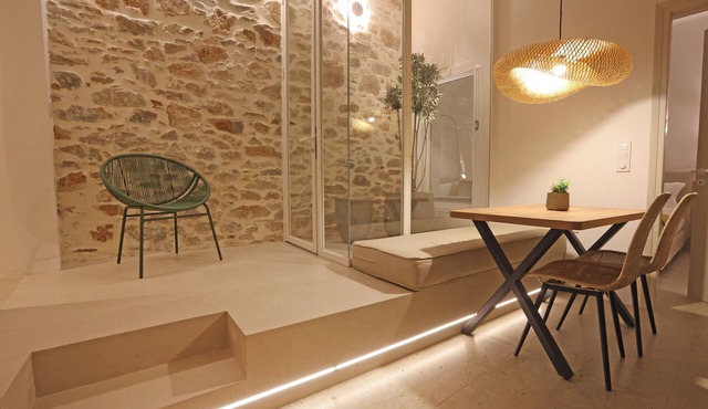 Siroa Atrium | Stone & Light