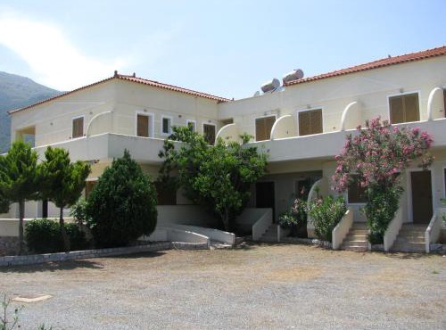 Skoutari Beach Hotel