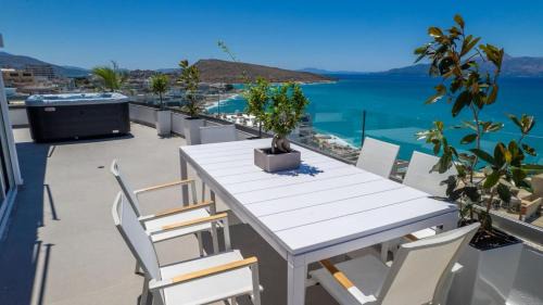 Skyline penthouse Sarande