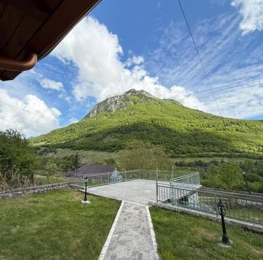 Skyline Villa Boge