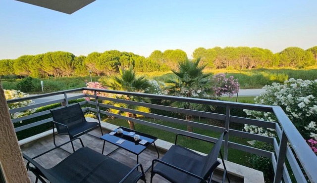 Skyview appartment in Lalzi Bay