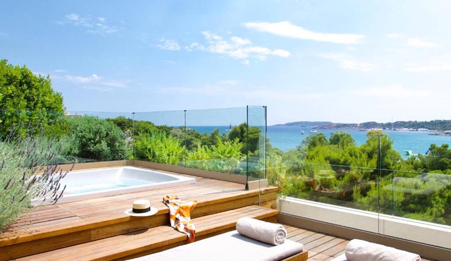 Somewhere Vouliagmeni in Athens