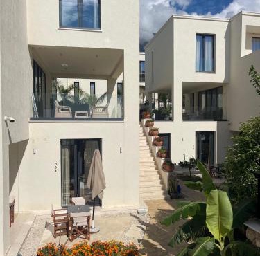 South Villas and Suites