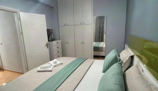 Spacious 3-bedroom apartment in awesome Saranda with AC