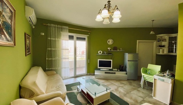 Spacious and cozy apartment in Velipoja