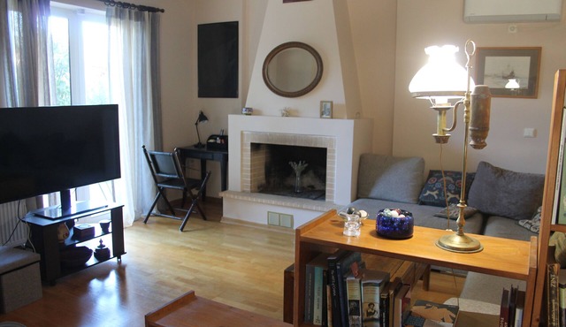 Spacious Athens Garden Flat | Metro | 2 Bed 2 Bath