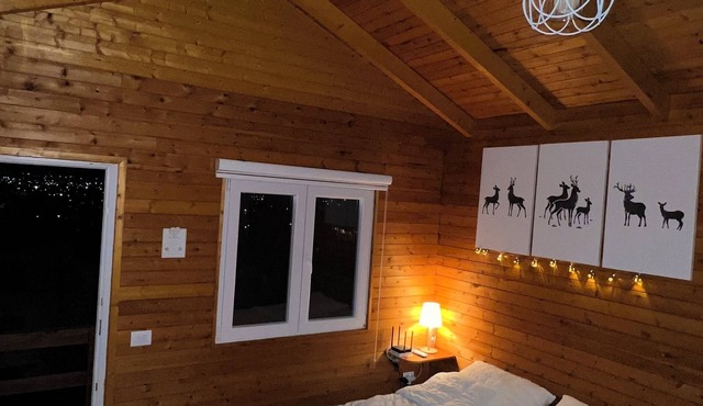 Star Gazing Chalet-City View Getaway