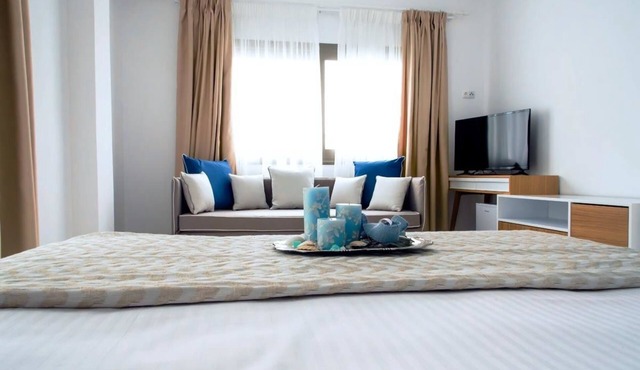 Stavros Beach Hotel