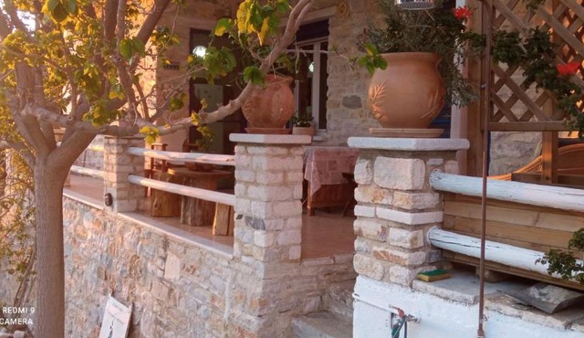 Stone house in Mikra Naxos