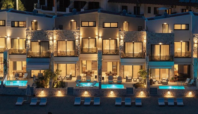 Strovilla Gaia Private Beachfront Villa