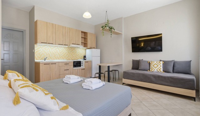 Studio Apartment '1' with Mountain View, Wi-Fi and Air Conditioning