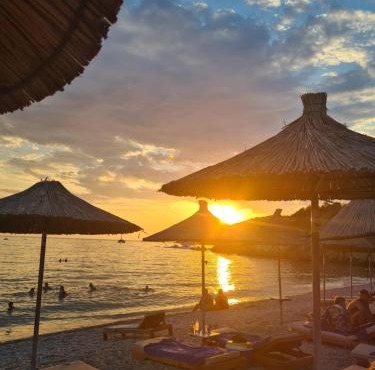 Summer Rooms Qeparo,Vlore