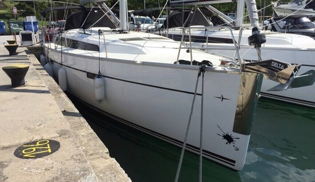 Sun-Kissed Sailing Adventure in Islas Esporadas in Skiathos