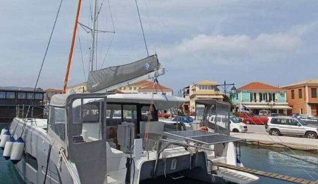 Sun-Kissed Sailing Adventure in the Ionian Islands in Lefkada