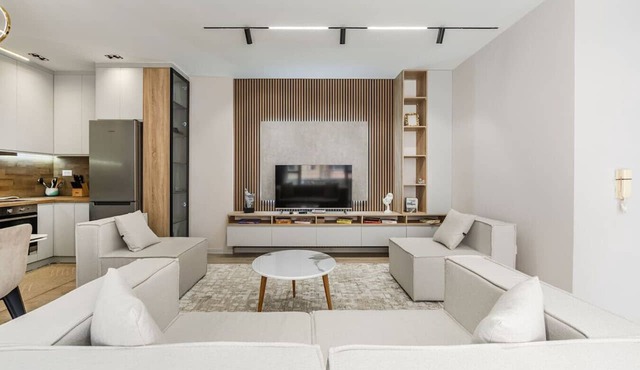 Sunny Beach Luxurious Apartment by PikHost