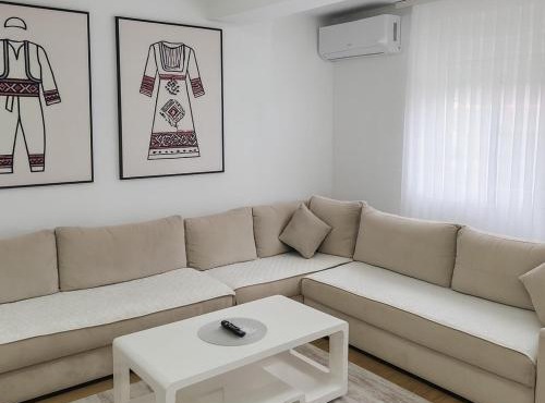 Sunny Hill Apartment F22