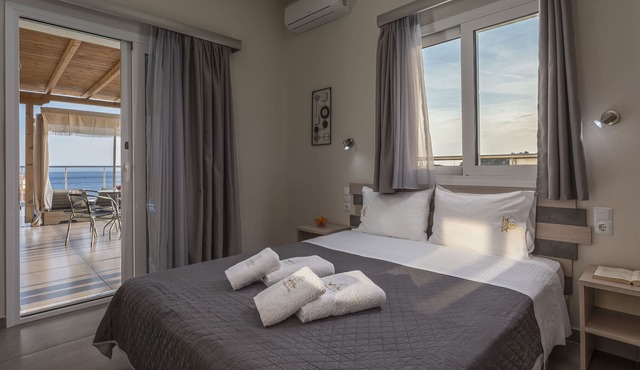 Sunshine Apartments in Sithonia