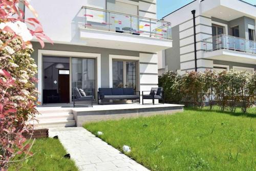 Super Villa for vacation Gjiri i Lalzit