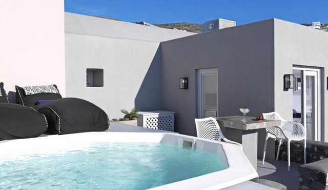 Superior Villa with Plunge Pool and Sea View