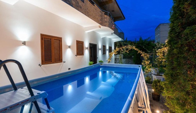 Swimming Pool - Marko Studios Berat