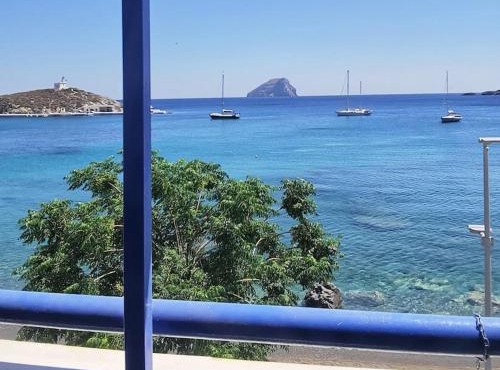 Takis Seaside Apartment