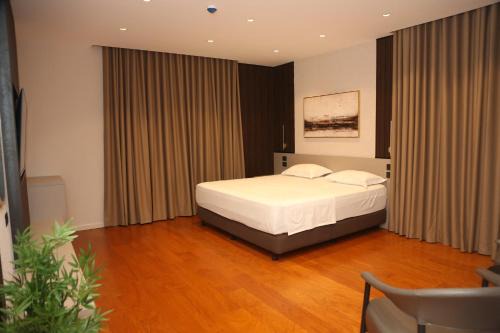 Terminal Hotel