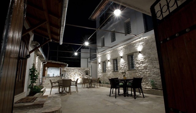 The Best accommodation near to Ali Pasha Bridge.