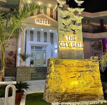 The City Gate Hotel