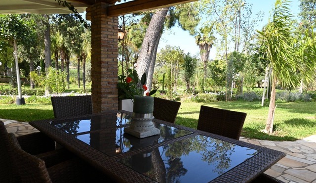 The Gaia Suite: Luxury Mediterranean Retreat in Porto Heli in Πετροθάλασσα