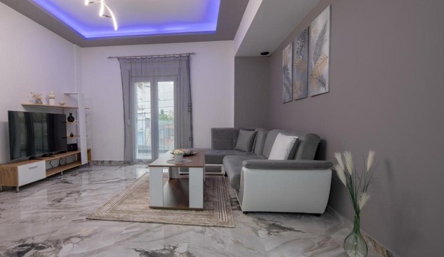 Thessaloniki Luxe Suite, Achilles' Private Getaway