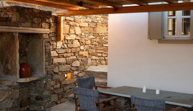 Tholos Guest House in Sifnos