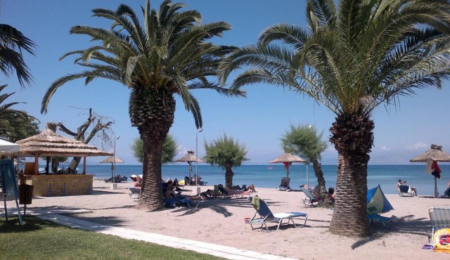 Three Stars Beach Hotel