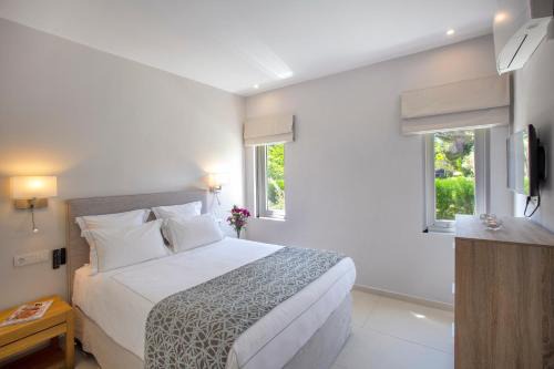 Tiamo Secrets River Beach by TravelPro - Vourvourou Halkidiki