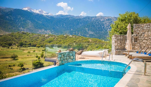 Traditional Villas Askyfou