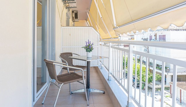 Triple Rooms Lucia Hotel Paralia