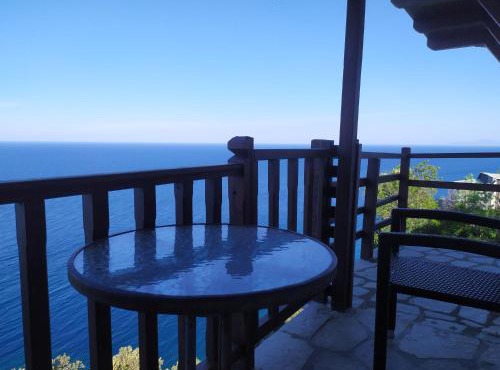Triple studio room in Mylopotamos Beach