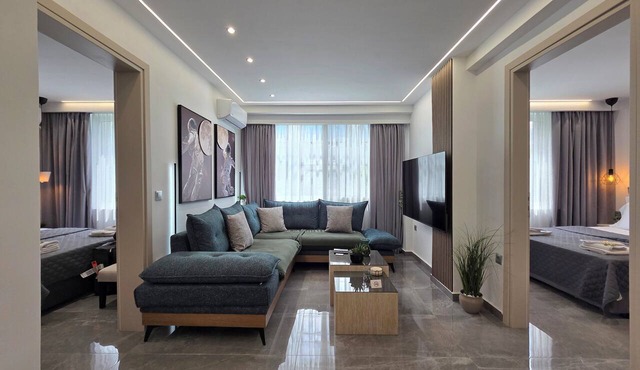 TT Luxury Homes | Apollo – 2 Bedrooms Next to TRAM in Athina