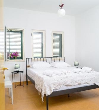 Twin Villa Tragjas