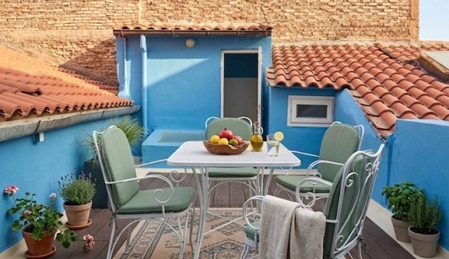 Unique! in the HEART of Athens Entire Building Apartment