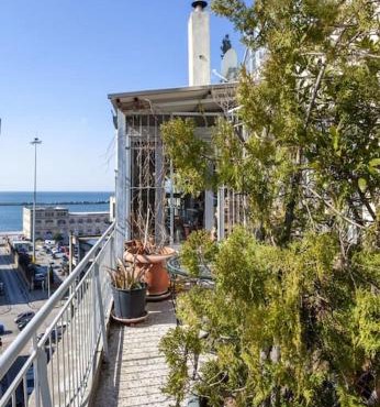 Unique Loft- Thessaloniki Down Town