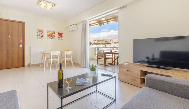 Urban Oasis with Acropolis Views by GHH in Kallithea