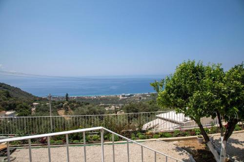 Uzeiri Guest Hotel