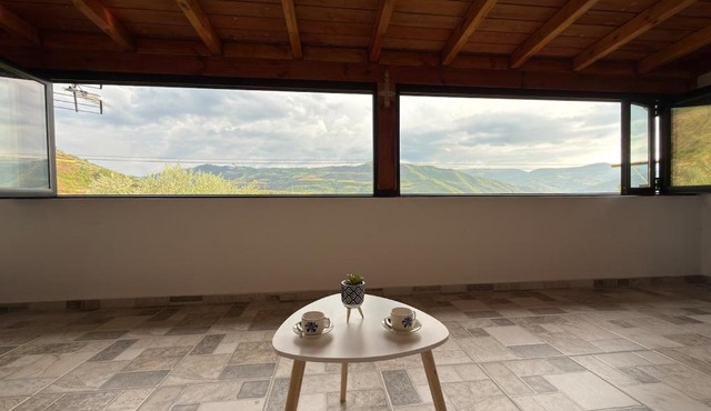 Valley View Retreat - Ultimate Scenic Escape
