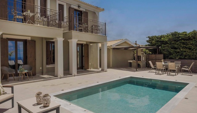 Vasilikades - Three Bedroom Villa, Sleeps 6